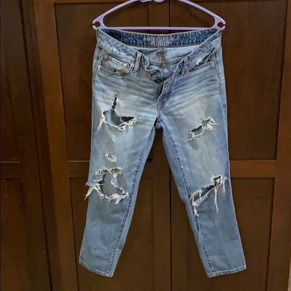 Size 6 Boy crop AEO jeans